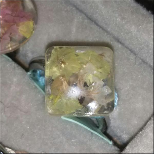 ドライフラワーレジン指輪ひし形