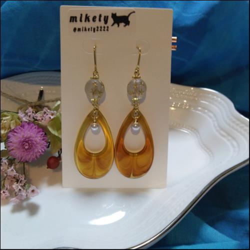 べっ甲×コスモビーズピアス