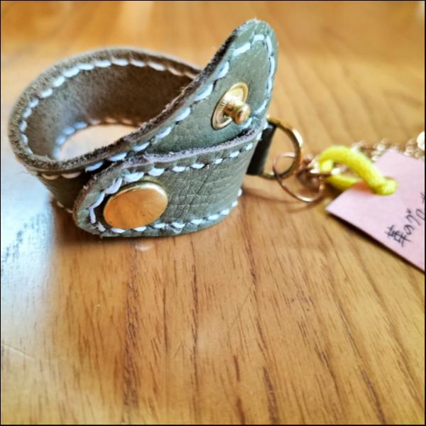 革のグローブホルダー(グリーン)