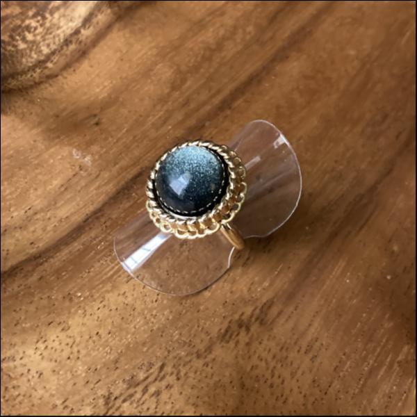 ラメ入り飾りボタンのリング（ブラック）