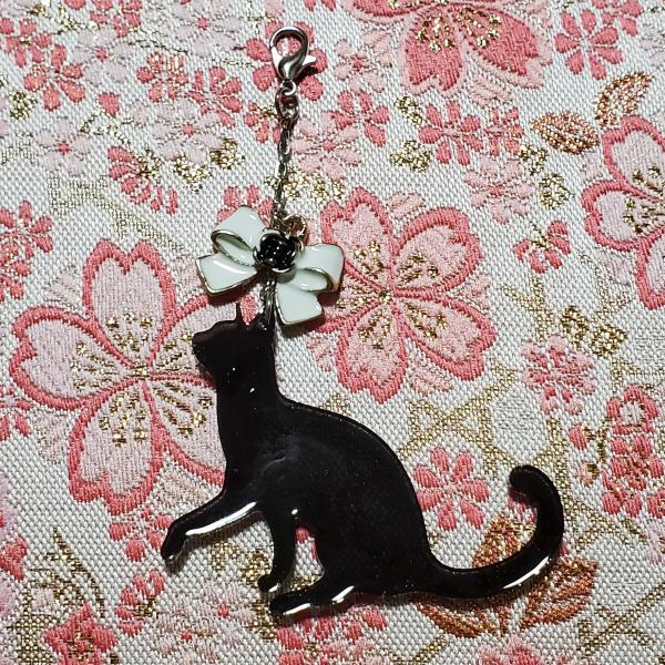 黒猫チャーム D