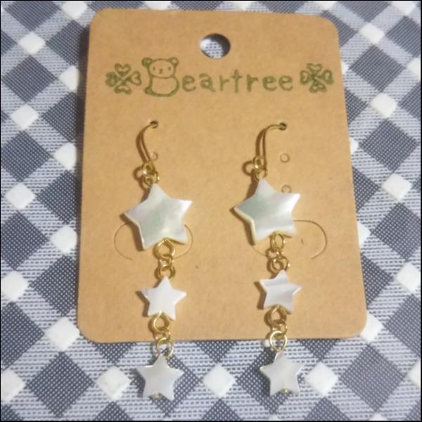 星3連ピアス