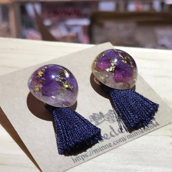 レジンとタッセルピアス