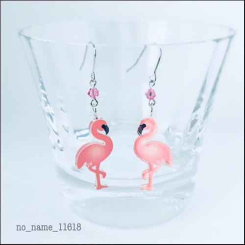 フラミンゴとスワロのピアス