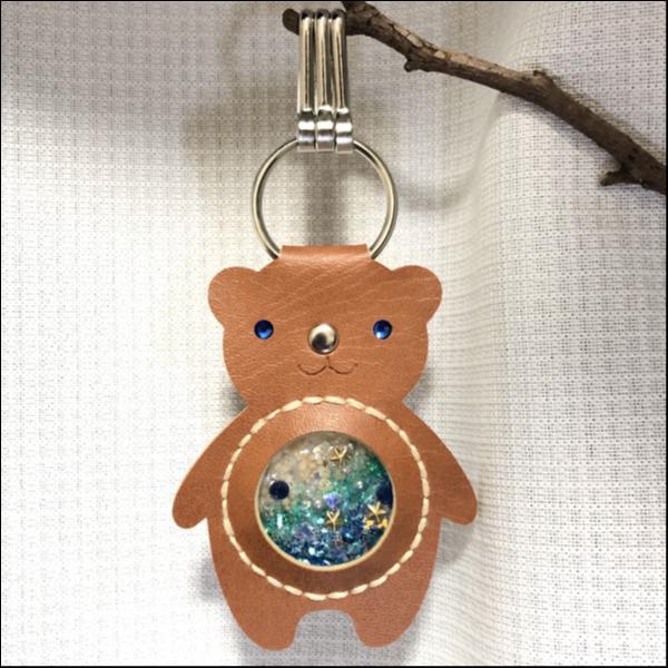 クマさんのキーホルダー