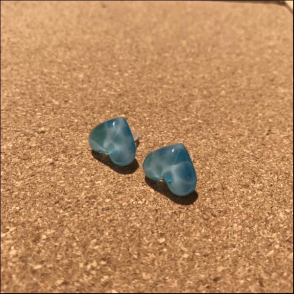 小さな海 ピアス