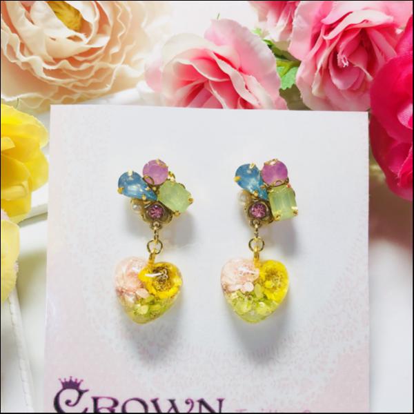 ビジュー×花クリアハートピアス(イエロー系)