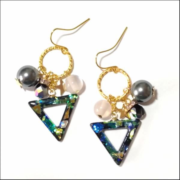 夏のジャラジャラピアス