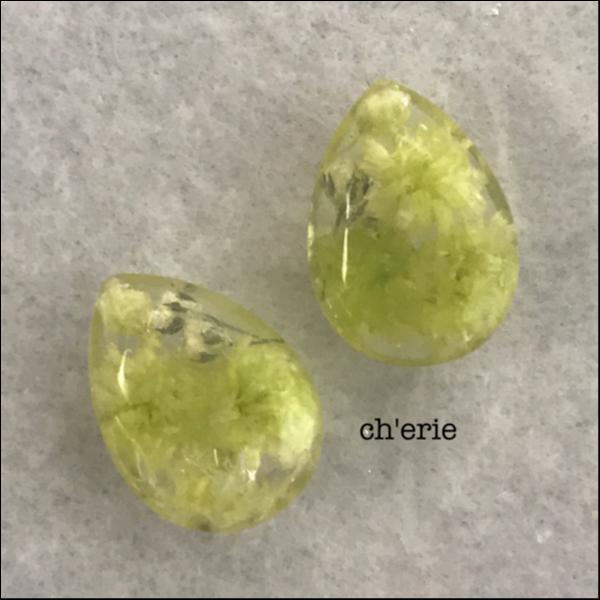カスミソウの宝石(ノンホールピアス)