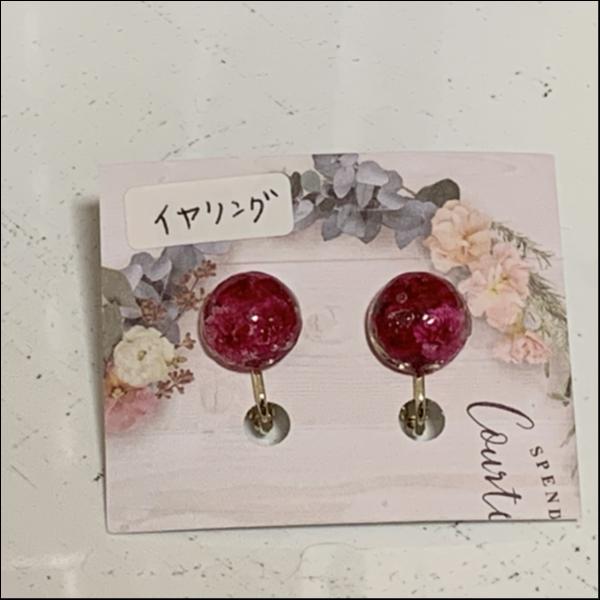 かすみ草花束イヤリング