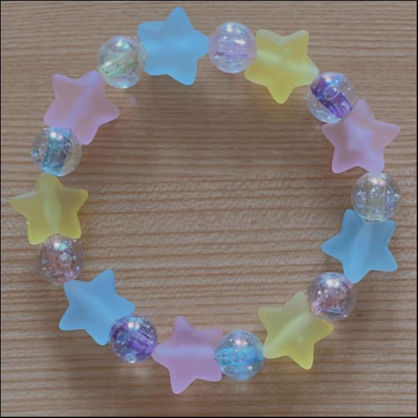 ゆめかわパステルブレスレット☆【お星様】
