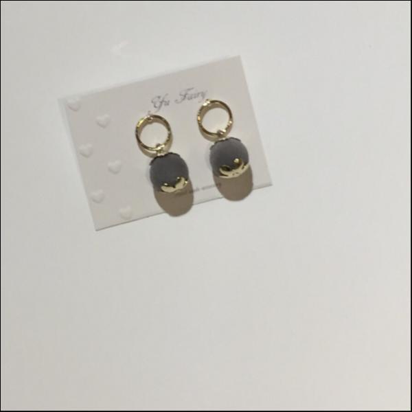 flocky beads pierce