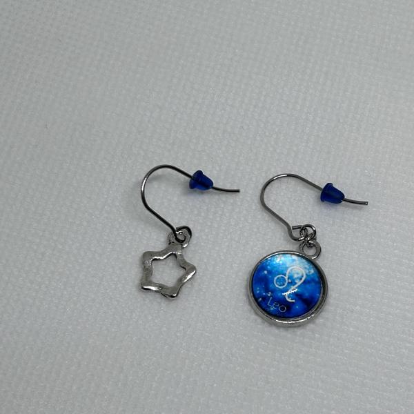 星座のピアス〈しし座〉