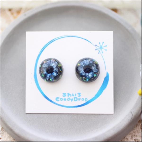 暗闇の華ピアス