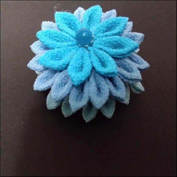 2Wつまみ細工みずいろ